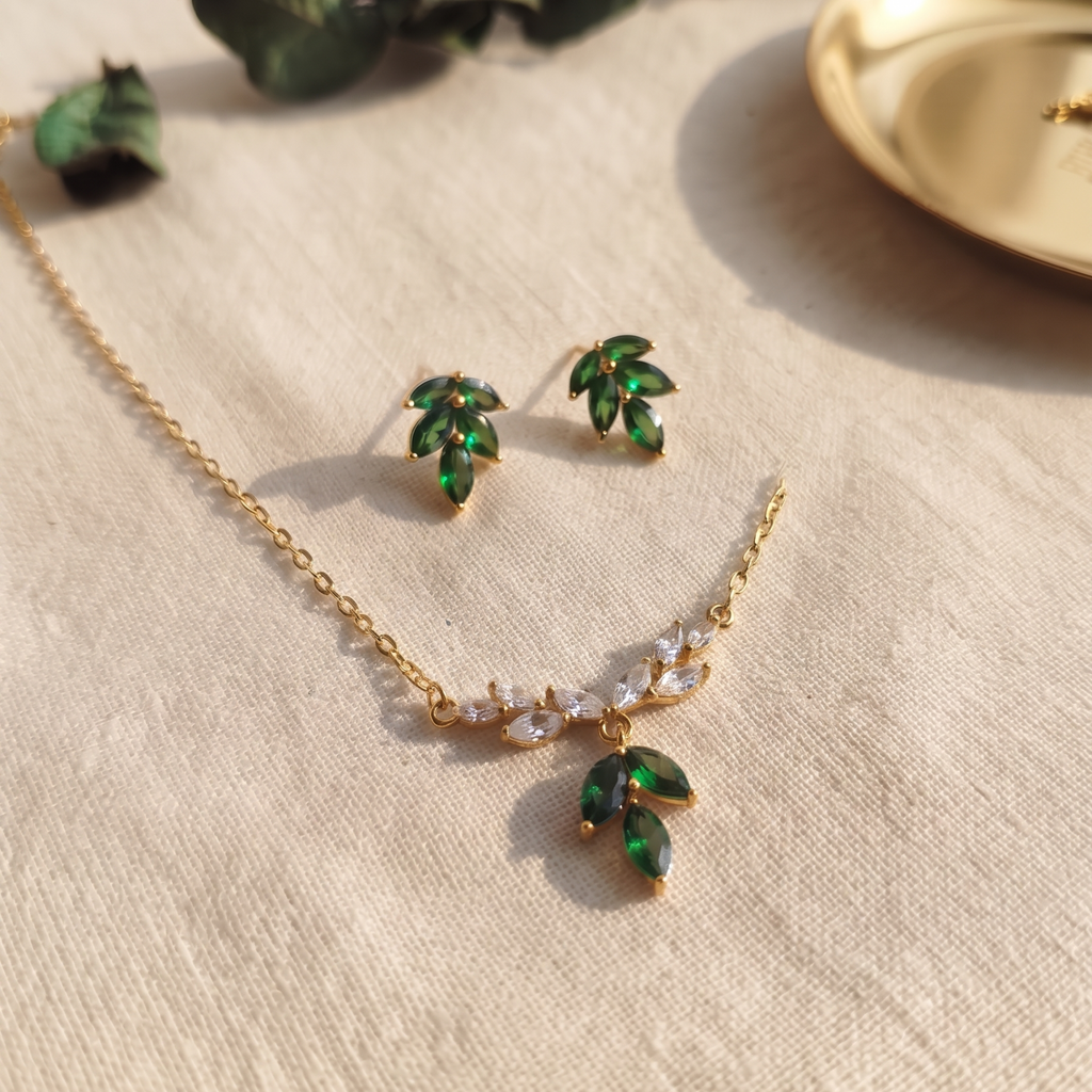 Emerald Laurel: The Green Crystal Matching Set