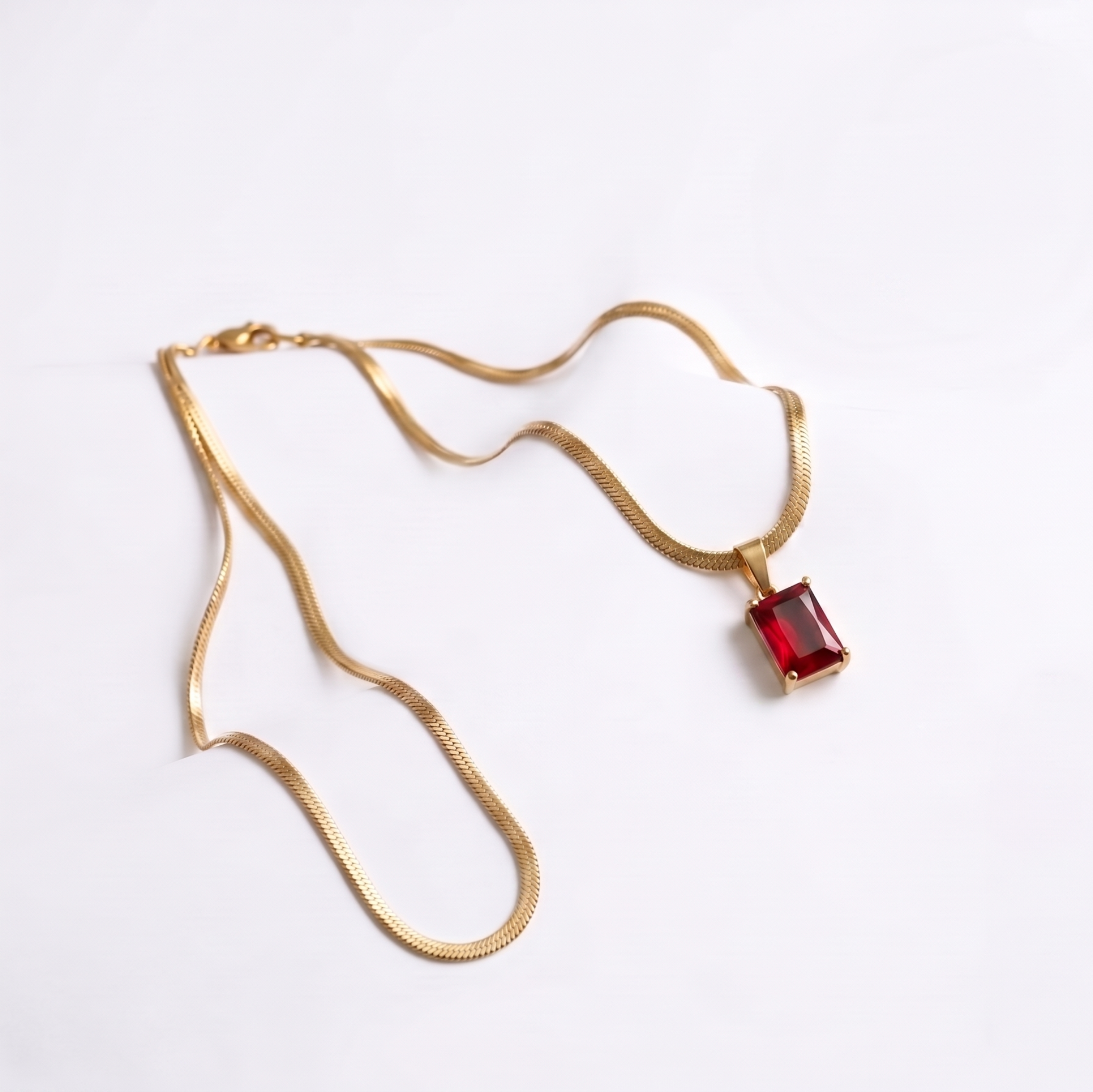 Lustrous Gold & Deep Ruby